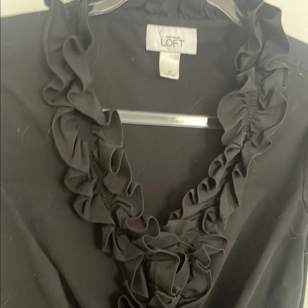 LOFT Women's Black Ruffled Top - Picture 3 of 5